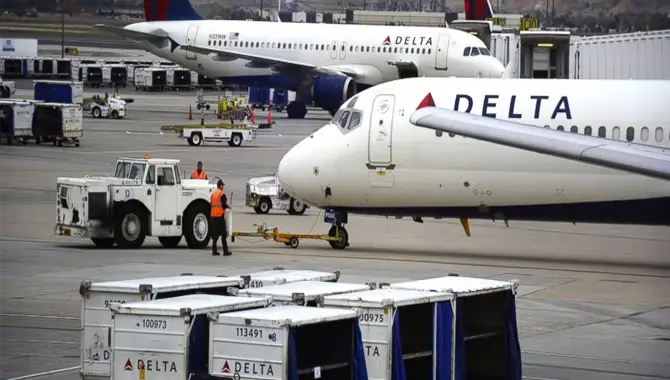 Tracking Checked Bags in Delta Airlines