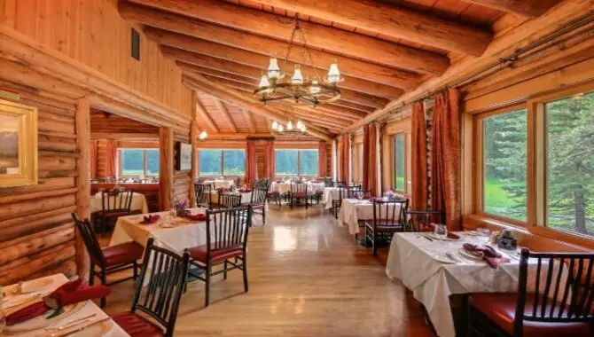 Dining Options At This Type Of Lodge