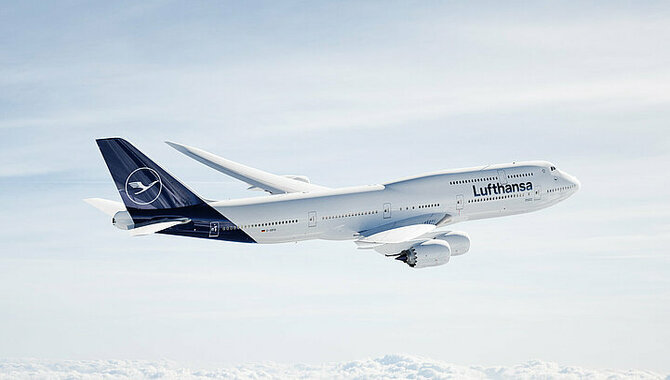 How long does Lufthansa take to provide a refund?