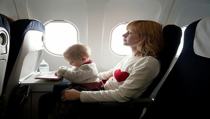 Flying with a baby: myths and realities 