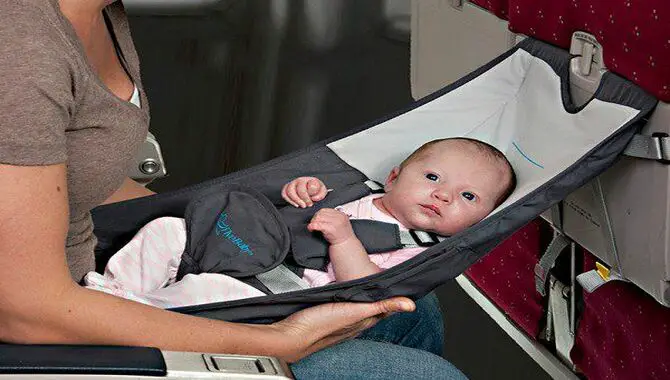Flying with a newborn 