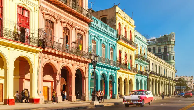 Helpful tips for travelers who plan to visit Cuba 