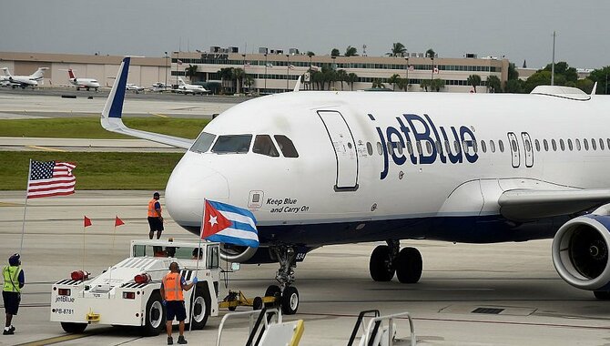 What to expect on the plane ride to Cuba 