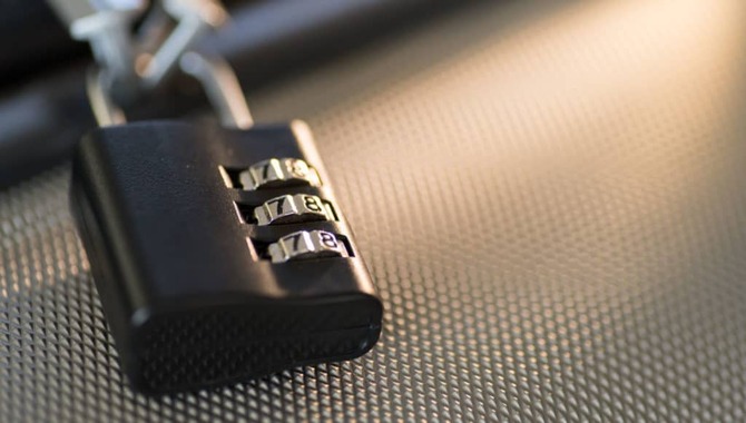 Setting A TSA Number Lock.