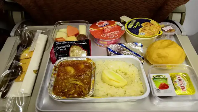 The Impact Of Airline Food On Passengers' Mood And Comfort