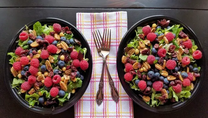 Benefits Of Taking A Make-Ahead Healthy Travel Salad