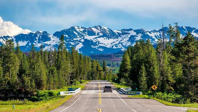 Coolest Road Trips In The USA To Put On Your Bucket List