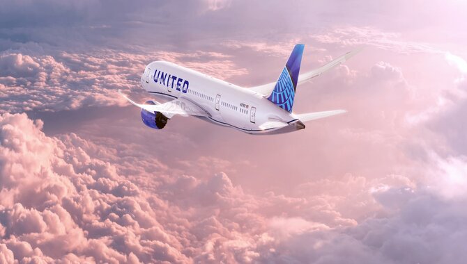 Fly With United Airlines
