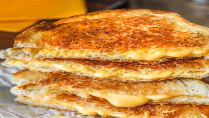 Grilled Cheese Sandwiches