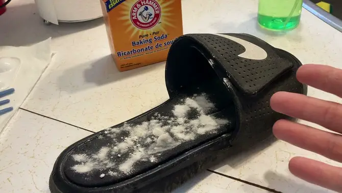 Here's How To Clean Smelly Flip Flops In The Correct Way