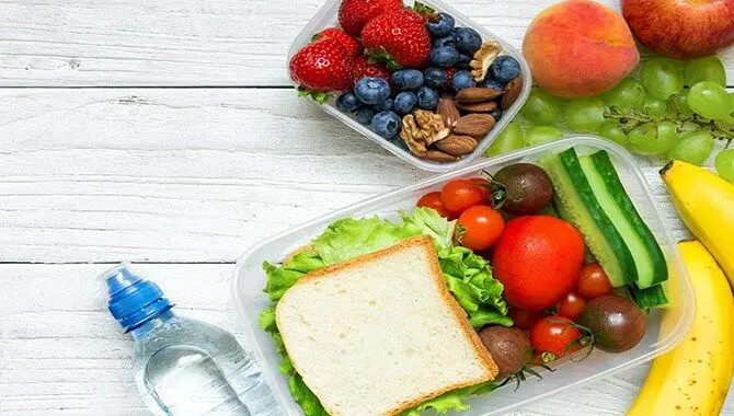 Pack Healthy Snacks For On-The-Road Meals