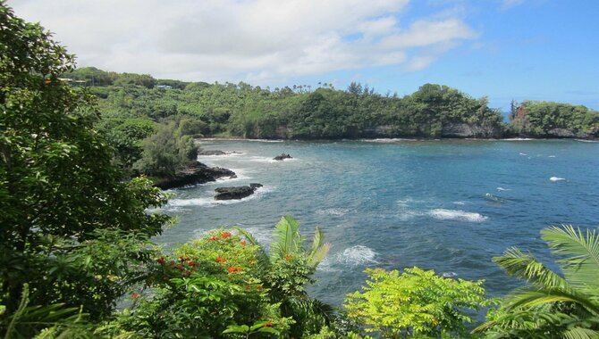 Pepe'ekeo (Onomea) Scenic Drive (Hilo)