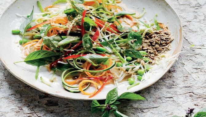 Raw Vegan Pad Thai