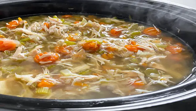 Slow Cooker Chicken & Veggie Soup