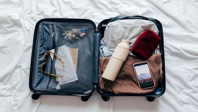 Should Clothes Be Packed In A Suitcase Or A Duffel Bag