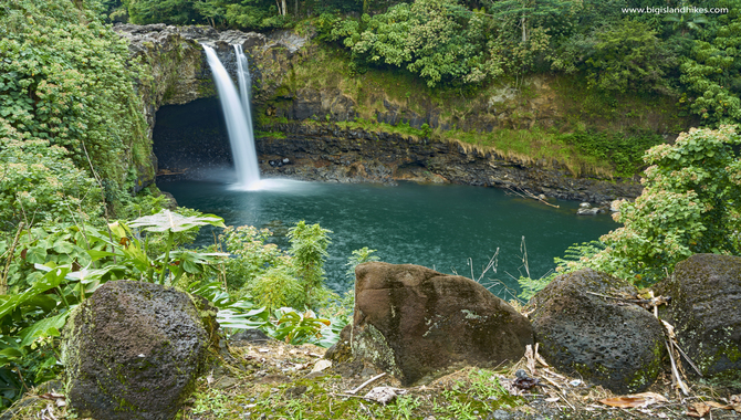 Hilo And The Wailuku River