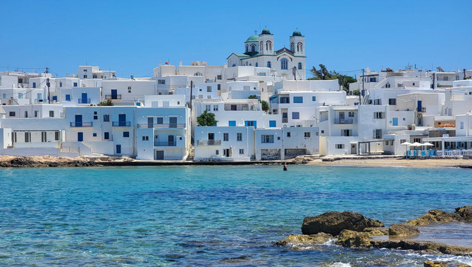 Paros