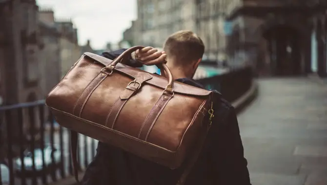 Tips For Choosing Leather & Canvas Overnight Travel Bag