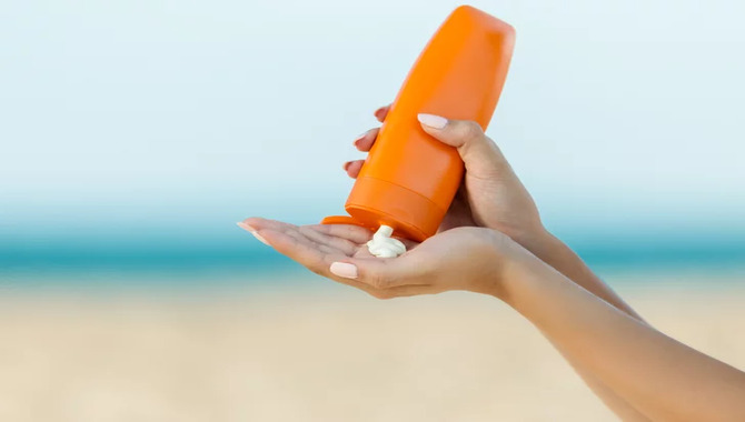 Use Environmentally-Friendly Sunscreen And Bug Spray