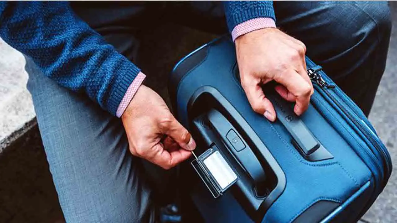 Handle The Situation If  You Accidentally Left Battery In Checked In Luggage