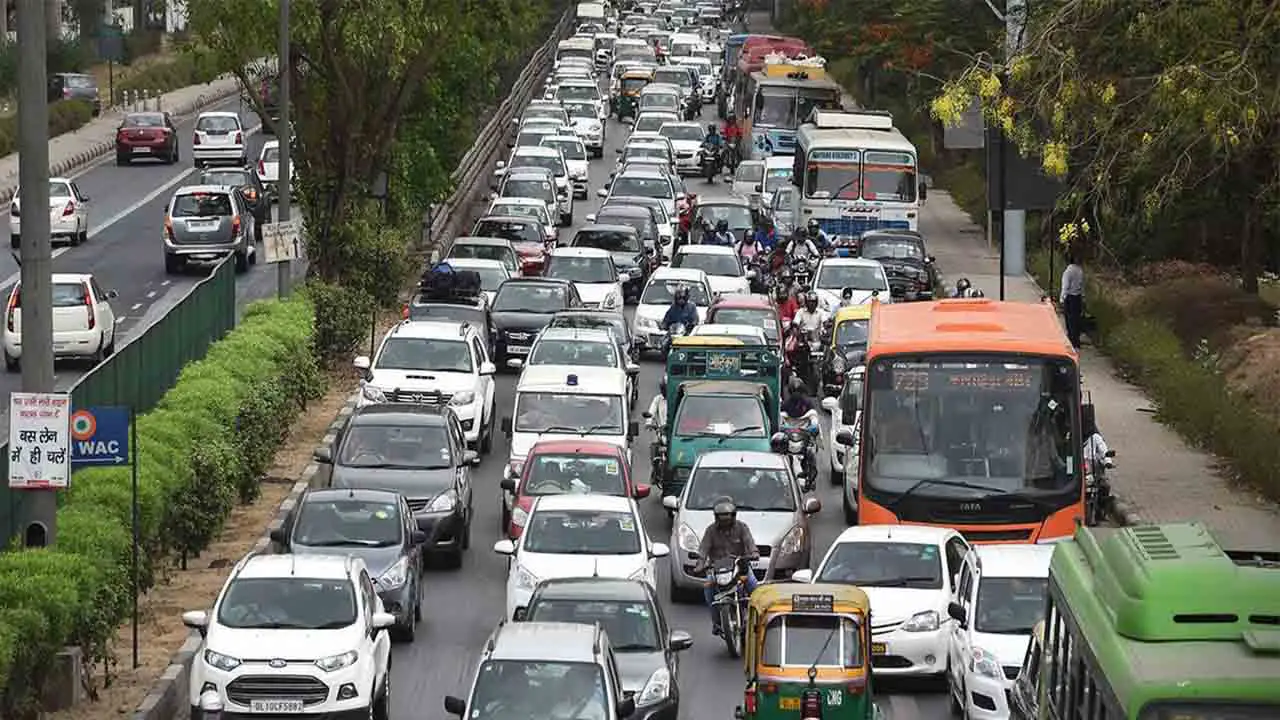 Heavy Traffic And Congested Roads
