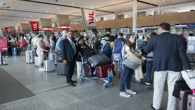 How To Avoid Additional Fees And Delays At Check-In
