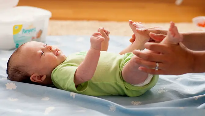 How To Measure Your Baby For The Right Diaper Size
