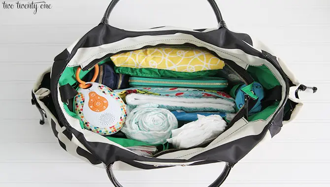 6 Easy Ways To Organize Baby Diaper Bag