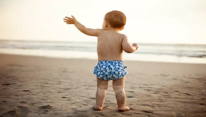 How To Choose The Right Diapers For The Beach