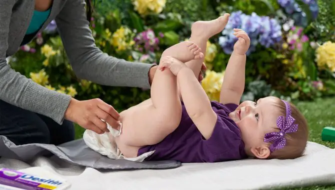 Tips For Applying Diaper Cream On A Newborn