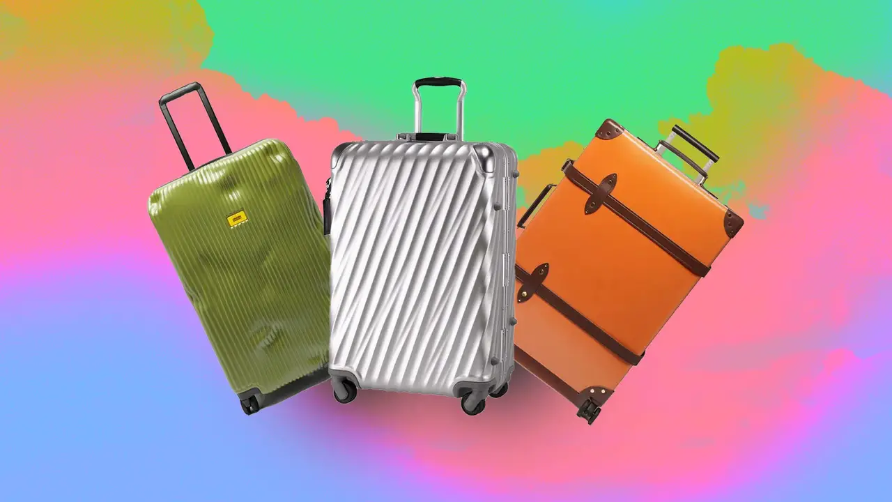 An Insight Into Material-Based Luggage Types