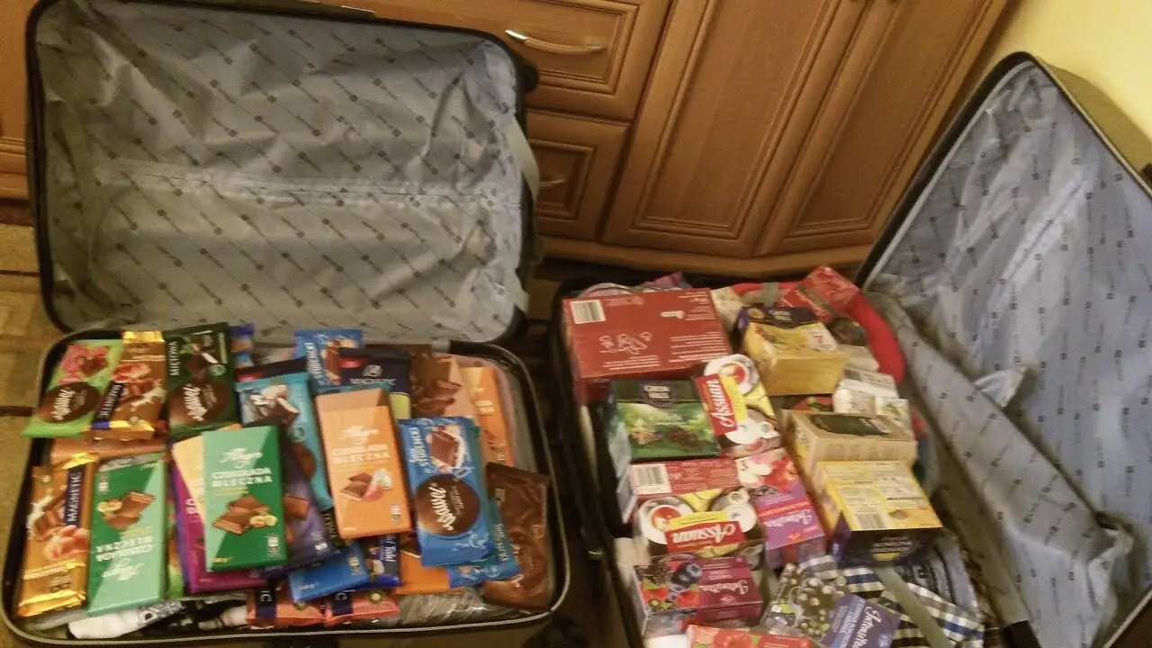 Can You Packing Food In Checked Luggage