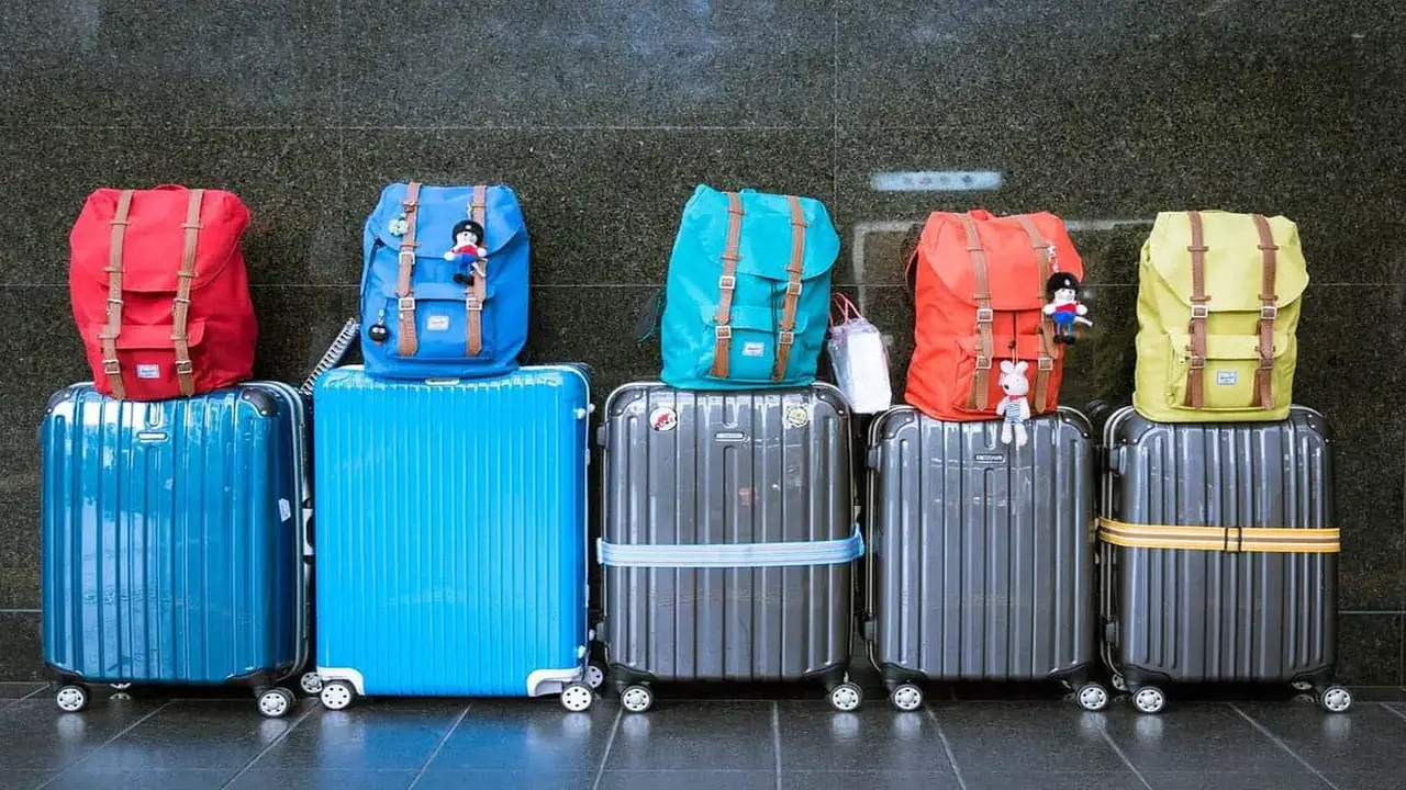 Considerations For Travelling With Large Or Heavy Luggage