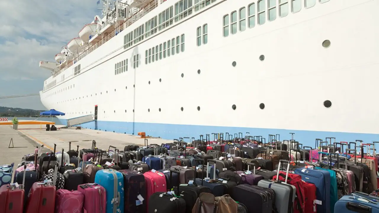 How To Efficiently Pack For A Cruise