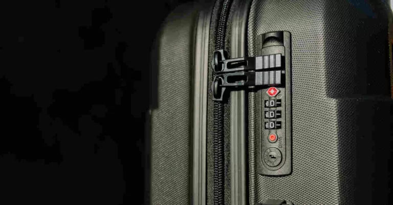 How To Lock And Unlock Your Samsonite Luggage Lock