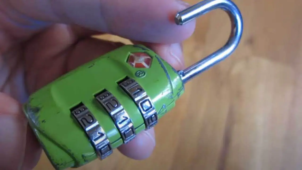 How To Open A Stuck TSA Lock