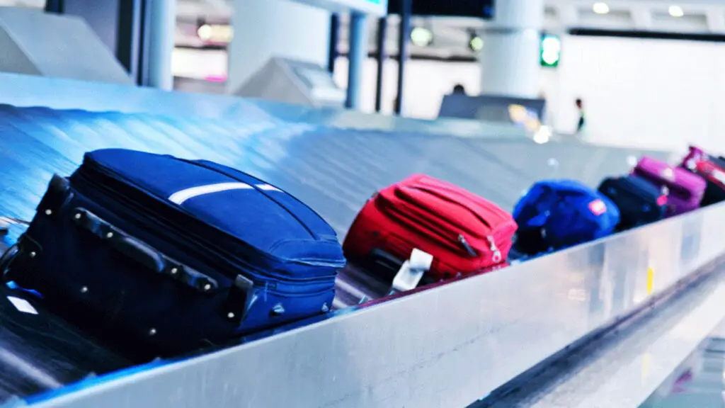 how-to-sue-an-airline-for-lost-luggage-taking-action