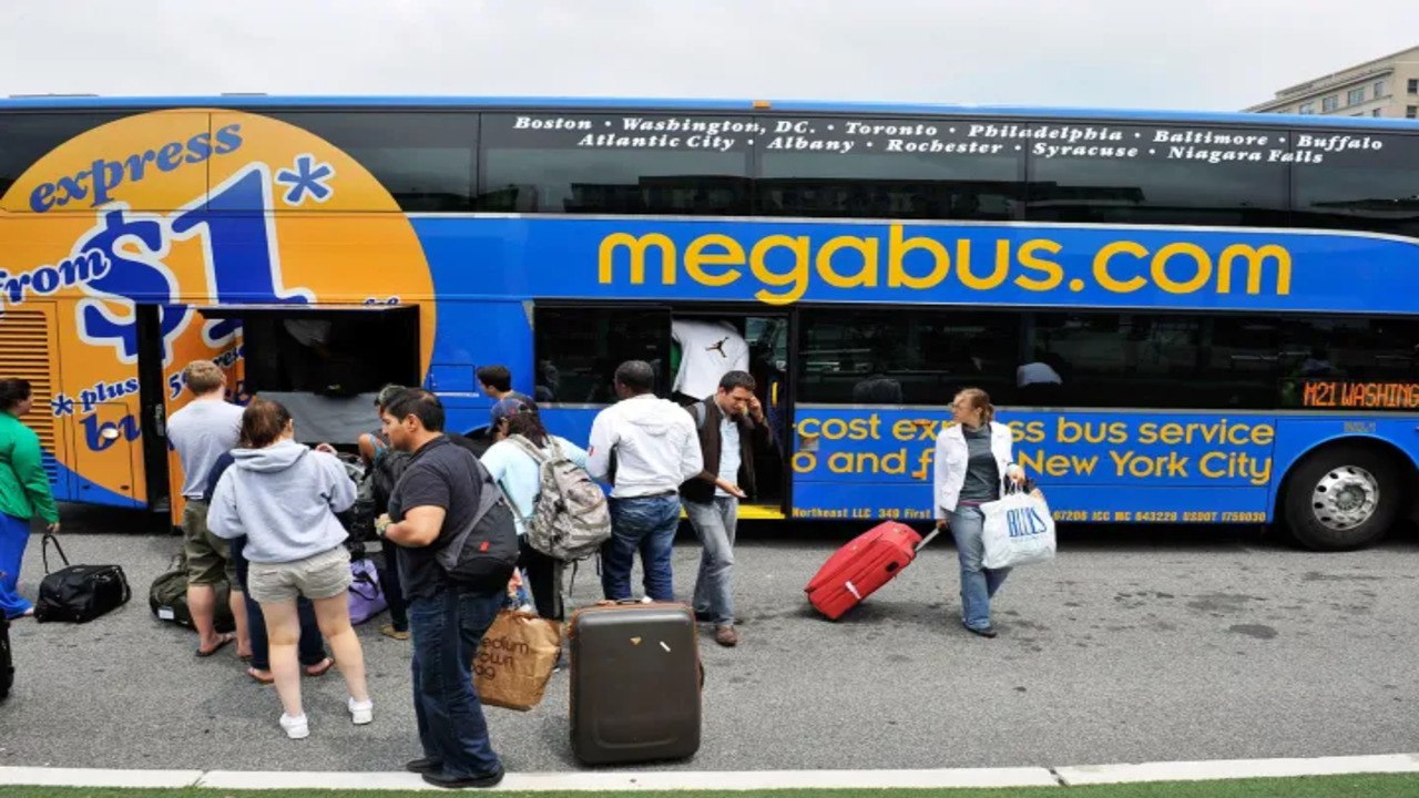 How To Travel Safely In The Luggage Megabus