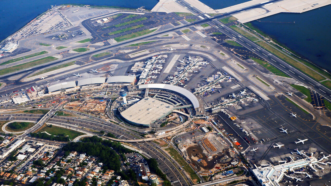 Laguardia Airport Vicinity Storage Options