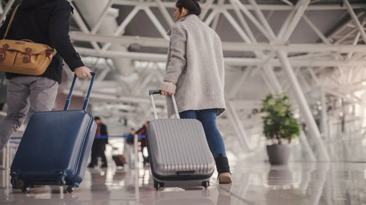 The Psychology Behind Luggage Color And Theft