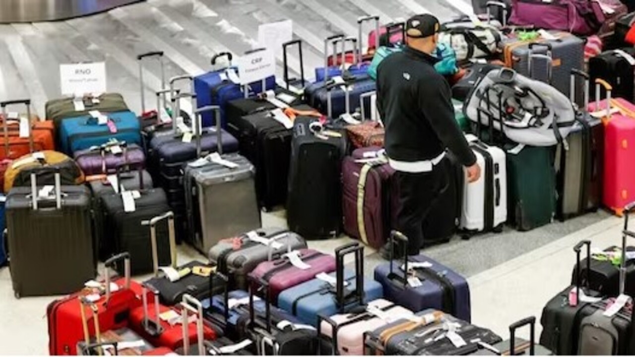 Tips For Finding Unique And Valuable Items At An Unclaimed Luggage -Store