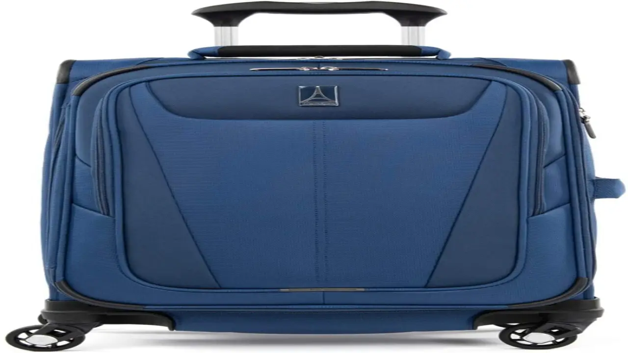 Travelpro Maxlite 5 Expandable Carry-On Spinner