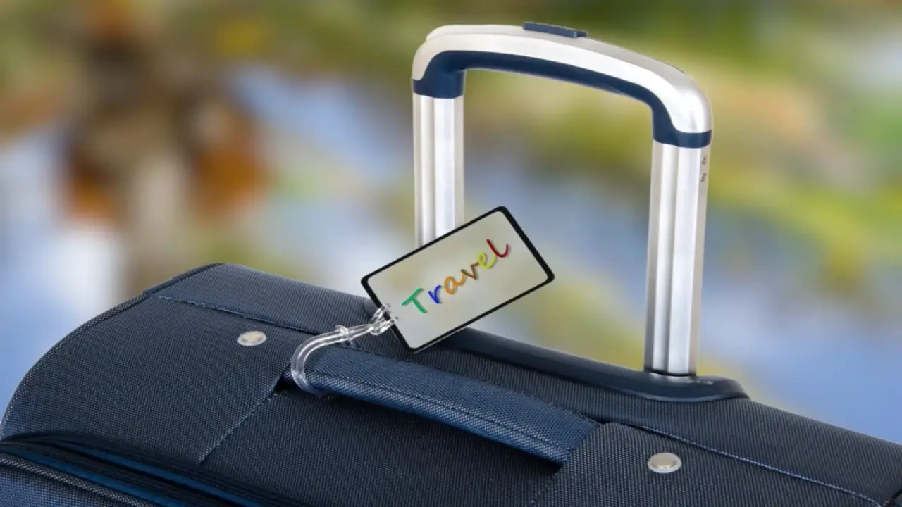 What Information Should You Put On A Luggage Tag -Essential Information To Include