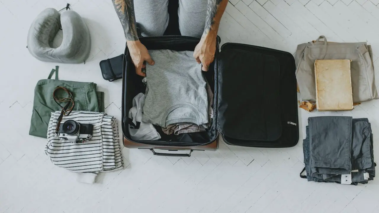 What To Avoid When Picking A Suitcase