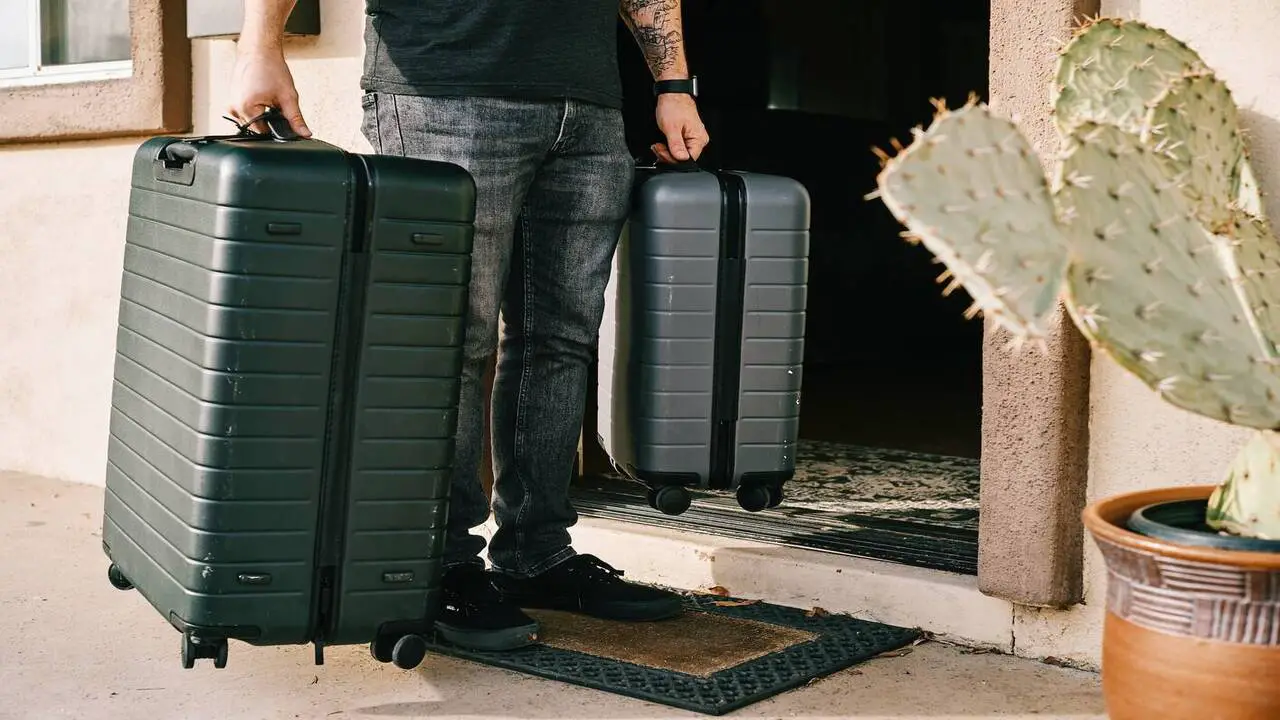 Drop Off Your Luggage At The Storage Location