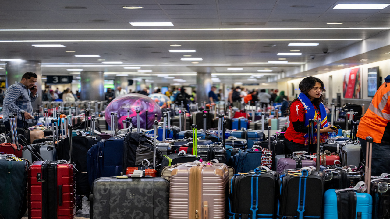 How Much Does It Cost To Store Luggage In Houston