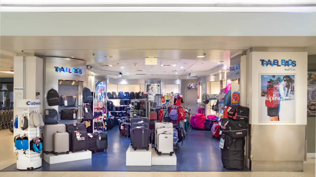  Overview Of Airport Luggage Shops
