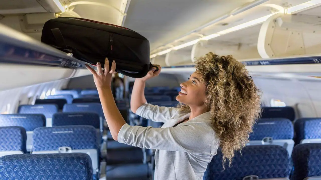 The Challenges Of Luggage Storage On Long-Haul Flights