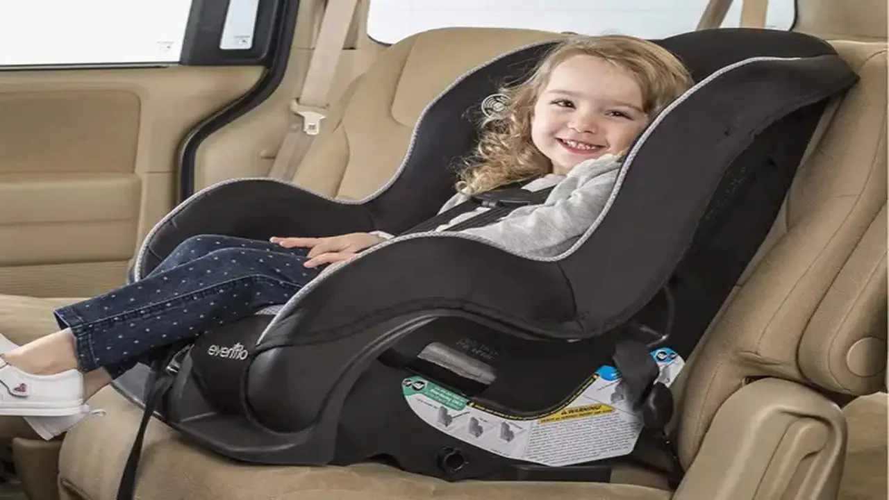 Why Choose A Lightweight Convertible Car Seat For Air Travel