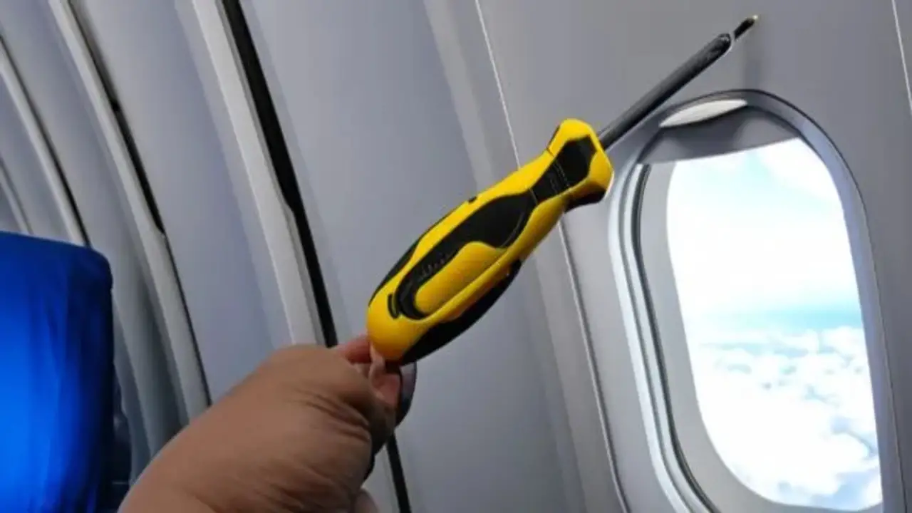 How Can I Bring A Screwdriver On A Plane - Explained